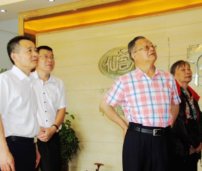 推進(jìn)農(nóng)業(yè)發(fā)展抓好生產(chǎn)落實(shí)，仙客來(lái)因?yàn)樗牡絹?lái)備受鼓舞！