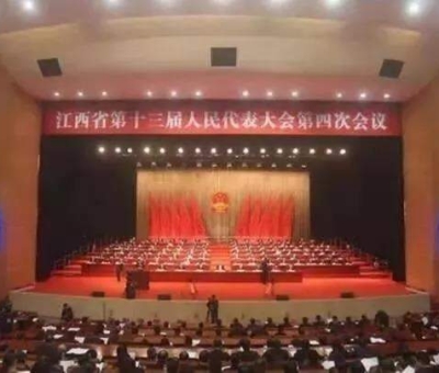 聚焦江西兩會-這位人大代表都說了什么？迅速成為“網紅” 媒 體“大軍”爭相曝光他！??！