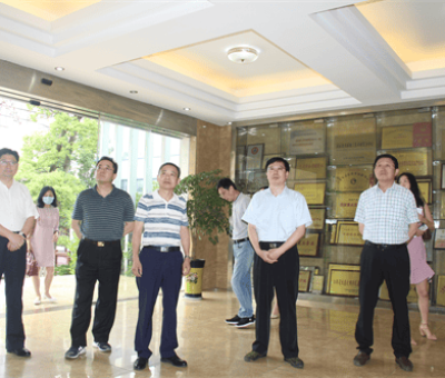 省發(fā)改委、省司法廳到仙客來公司調研“優(yōu)化營商環(huán)境”