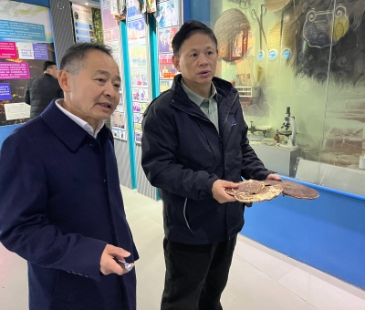 市委常委、九江軍分區(qū)政委余文生等蒞臨仙客來公司指導