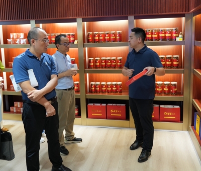 農業(yè)農村部法規(guī)司“根在基層”調研組蒞臨仙客來調研